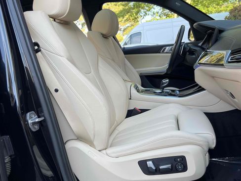 Used 2019 BMW X5 xDrive40i w/ Convenience Package AWD/4WD image 49