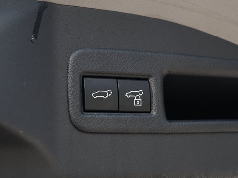 Used 2024 Toyota bZ4X XLE image 34