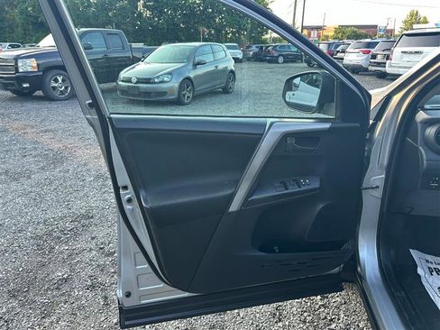 Used 2018 Toyota RAV4 LE w/ All Weather Liner Package image 11