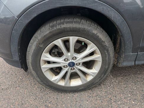 Used 2019 Ford Escape SE AWD/4WD image 24