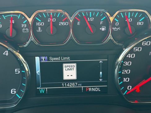 Used 2020 Chevrolet Tahoe LT AWD/4WD image 16