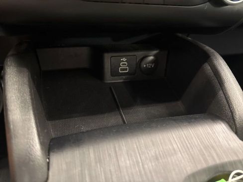 Used 2025 Ford Escape ST-Line image 29