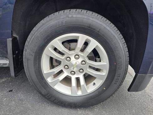 Used 2017 Chevrolet Tahoe LS AWD/4WD image 11