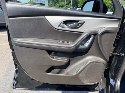 Used 2021 Chevrolet Blazer LT FWD image 23