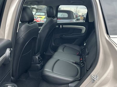 Used 2023 MINI Cooper Countryman SE w/ Storage Package image 18