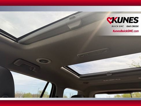 Used 2023 GMC Acadia SLT w/ Preferred Package AWD/4WD image 23