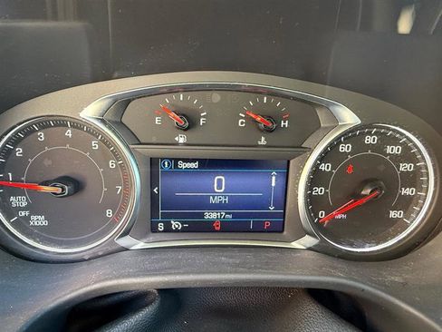 Used 2022 GMC Acadia SLE w/ Driver Convenience Package image 15