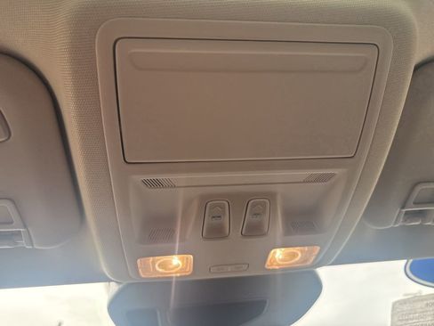 Used 2020 Ford Escape Titanium w/ Titanium Premium Package 2.0 FWD image 39