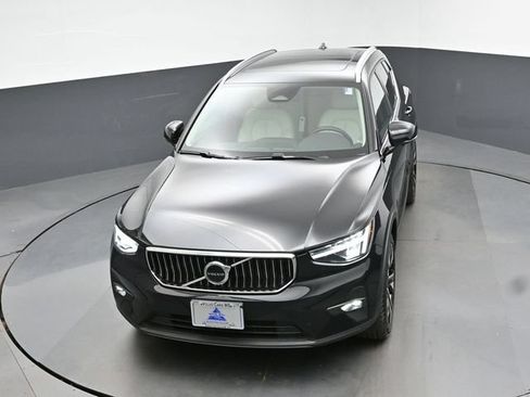 Used 2023 Volvo XC40 B5 Plus w/ Protection Package Premier AWD/4WD image 45