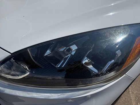 Used 2022 Ford Escape SE AWD/4WD image 9