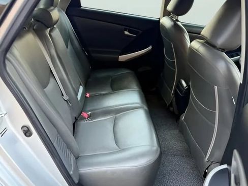 Used 2012 Toyota Prius Three w/ Solar Roof Pkg FWD image 29