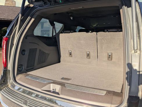 Used 2024 GMC Yukon XL Denali image 20