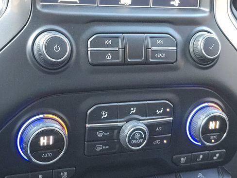 Used 2020 Chevrolet Silverado 1500 LTZ w/ LTZ Plus Package image 28