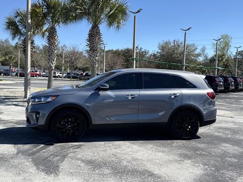 Used 2020 Kia Sorento EX image 10