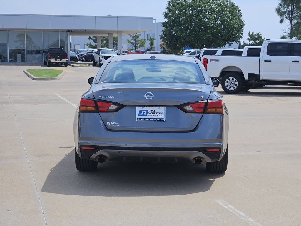 Used 2021 Nissan Altima 2.5 SR FWD image 6