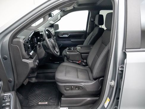 Used 2023 Chevrolet Silverado 1500 RST w/ Z71 Off-Road Package image 2