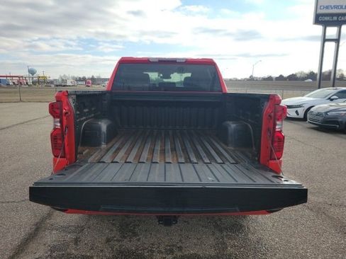 Used 2022 Chevrolet Silverado 1500 Custom w/ LPO, Dark Essentials Package image 26