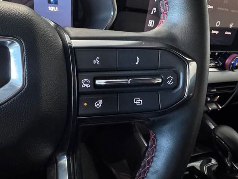 Certified 2023 GMC Canyon AT4X image 14