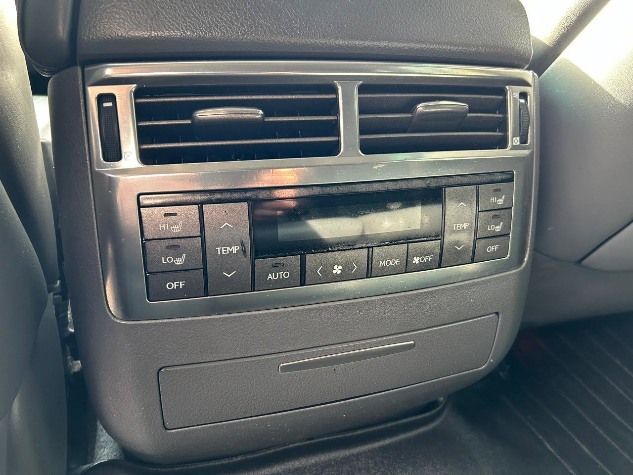 Used 2008 Lexus LX 570 4WD image 17