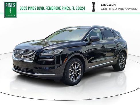 Certified 2022 Lincoln Nautilus FWD image 1