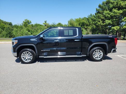 Used 2019 GMC Sierra 1500 SLT w/ SLT Premium Plus Package AWD/4WD image 2