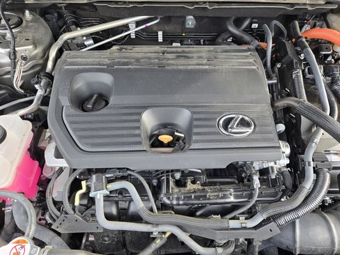 Used 2024 Lexus NX 300h AWD w/ Luxury Package image 39