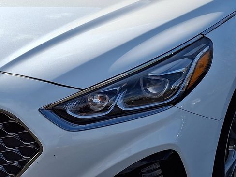 Used 2019 Hyundai Sonata Limited w/ Ultimate Package 04 image 4