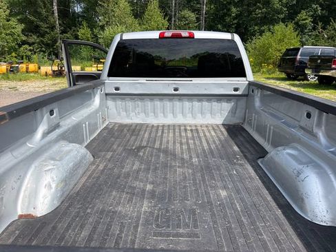 Used 2018 Chevrolet Silverado 2500 LT AWD/4WD image 24