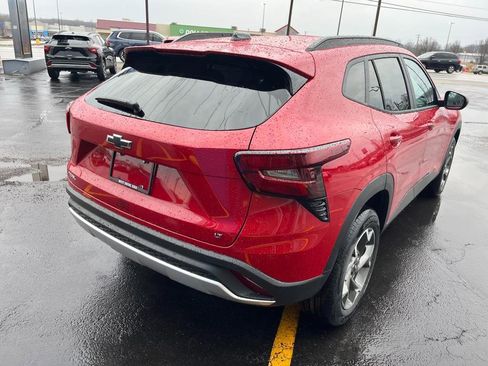 New 2026 Chevrolet Trax LT w/ LT Convenience Package image 6