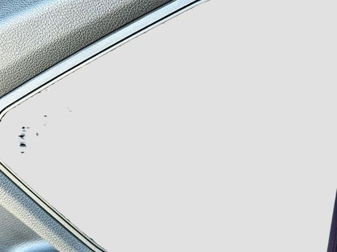 Used 2023 Jeep Grand Cherokee Laredo w/ Luxury Tech Group I image 19