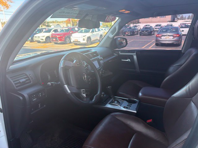 Used 2018 Toyota 4Runner Limited AWD/4WD image 6