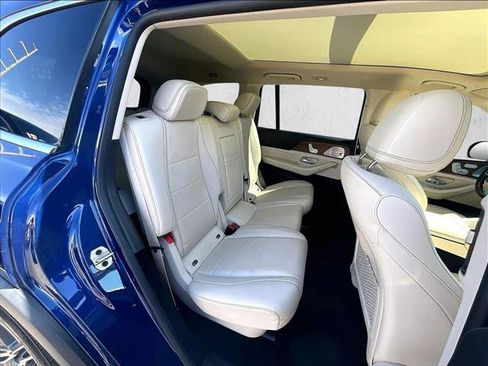 Used 2022 Mercedes-Benz GLS 450 4MATIC image 29