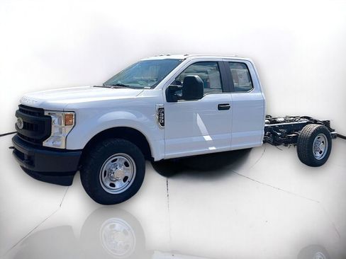 Used 2021 Ford F350 XL RWD image 2