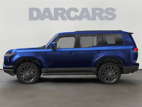 New 2025 Lexus GX 550 image 2