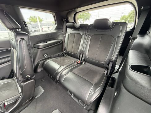 Used 2023 Jeep Grand Cherokee L Laredo image 30