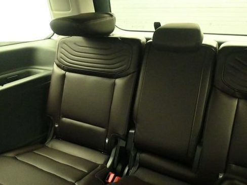 New 2026 Ford Expedition Platinum AWD/4WD image 13