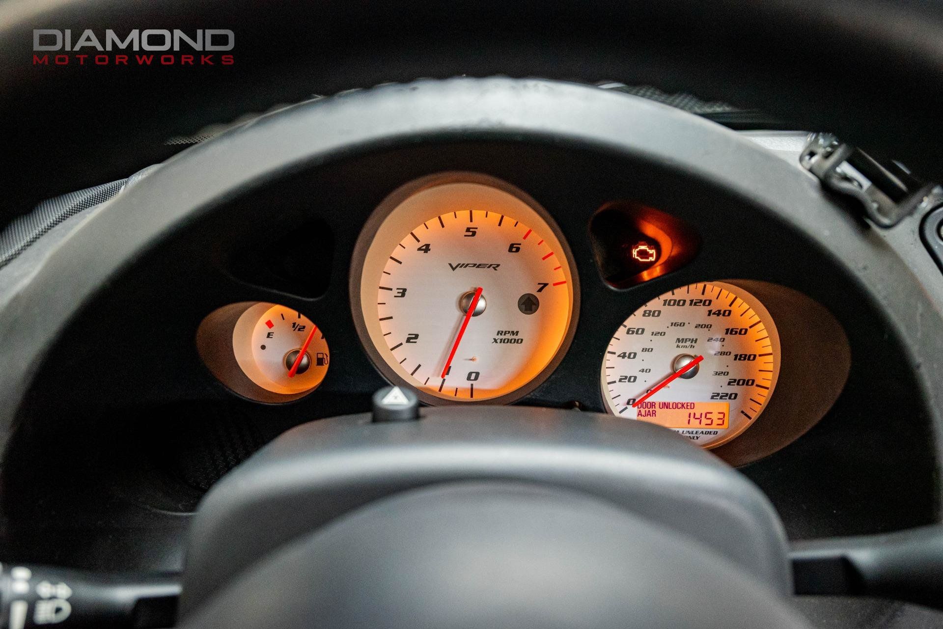 Used 2006 Dodge Viper SRT-10 RWD image 17