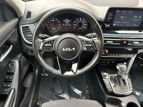 Certified 2023 Kia Seltos S FWD image 19