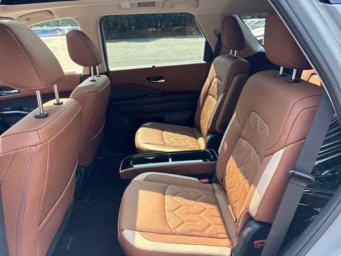 New 2026 Nissan Pathfinder Platinum AWD/4WD image 26