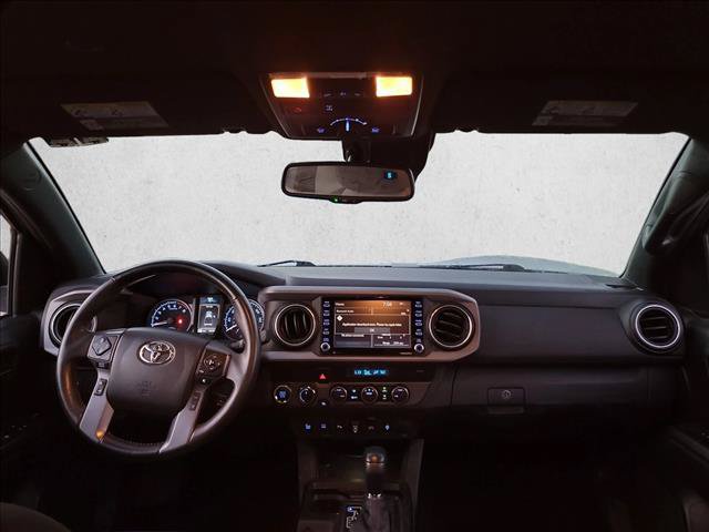 Used 2021 Toyota Tacoma TRD Off-Road w/ Technology Package AWD/4WD image 14