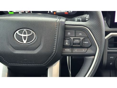 New 2026 Toyota 4Runner Limited AWD/4WD image 28