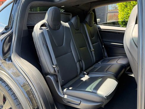 Used 2018 Tesla Model X 100D image 39