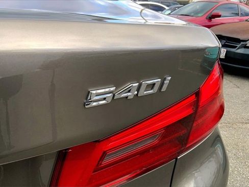 Used 2018 BMW 540i 540i image 8