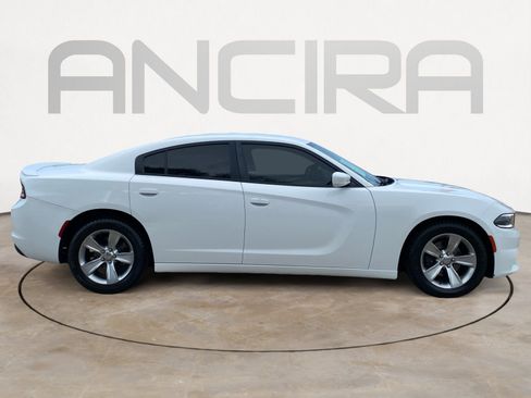 Used 2015 Dodge Charger SE w/ Sport Appearance Group image 11