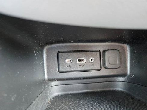Used 2024 Chevrolet Equinox LS w/ LS Convenience Package AWD/4WD image 27