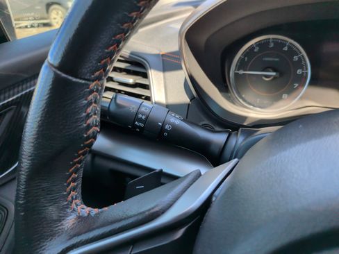 Used 2018 Subaru Crosstrek 2.0i Limited image 24