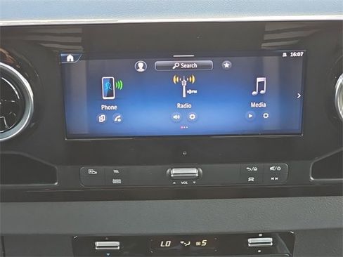 New 2025 Mercedes-Benz Sprinter 2500 image 18