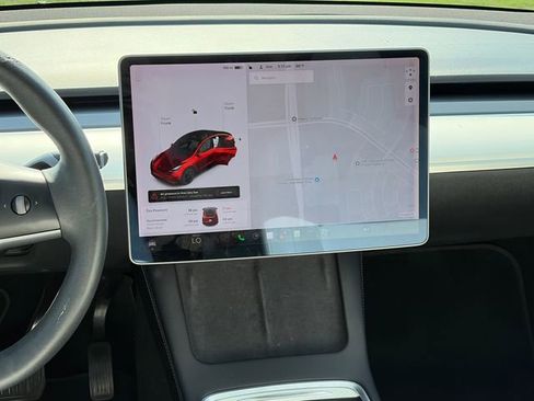 Used 2022 Tesla Model Y Long Range AWD/4WD image 14