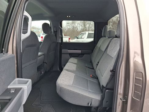 Used 2023 Ford F150 XLT image 5