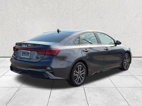 Used 2024 Kia Forte GT-Line w/ GT-Line Premium Package FWD image 3
